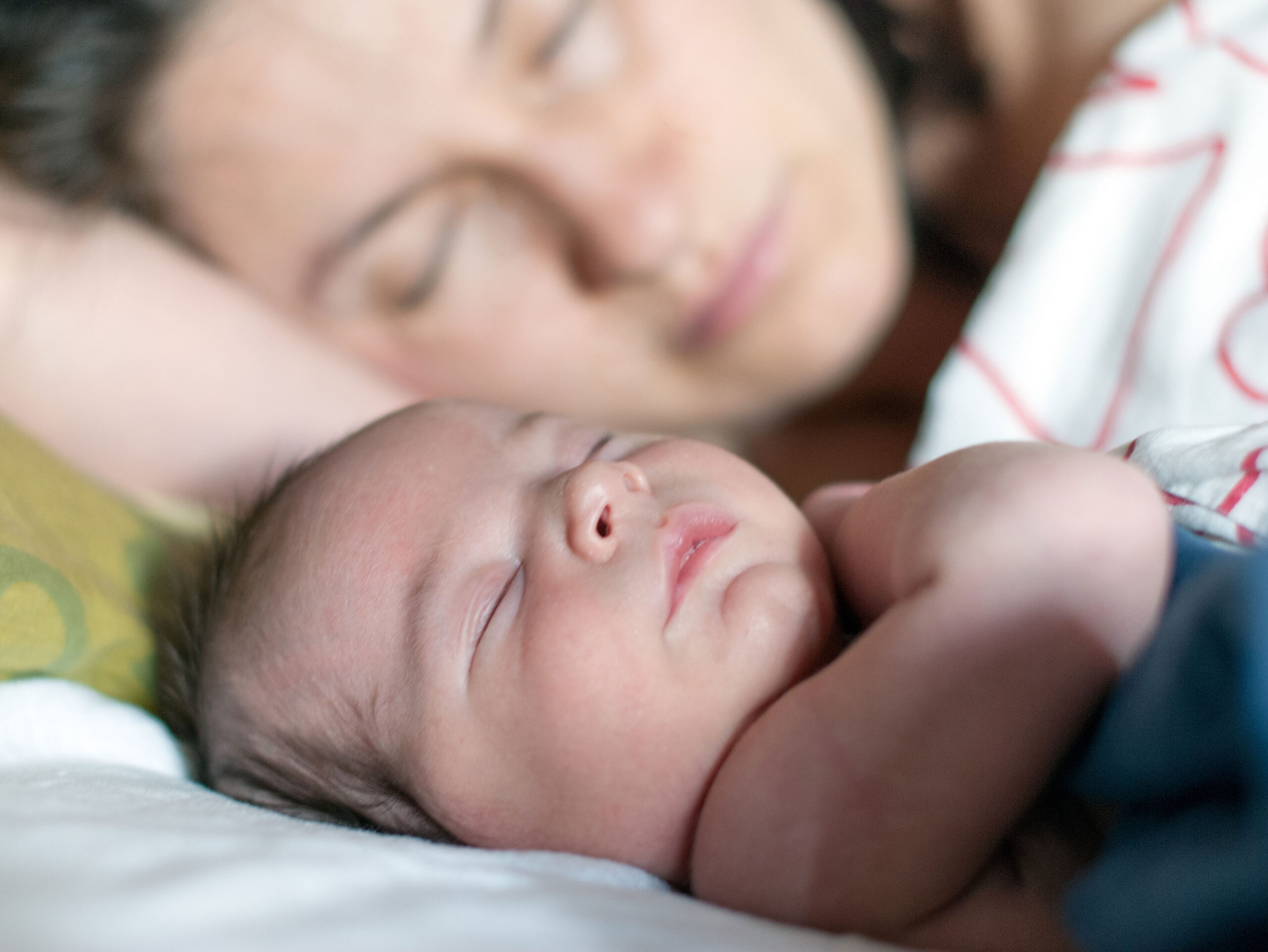 Why babies should sleep alone