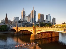 Get swept up in the magic of Melbourne at these romantic getaways