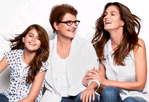 Cindy Crawford and family