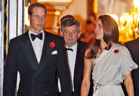 Kate Middleton turns Grecian goddess at gala