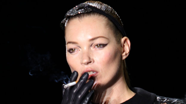 Kate Moss sparks smoking outrage