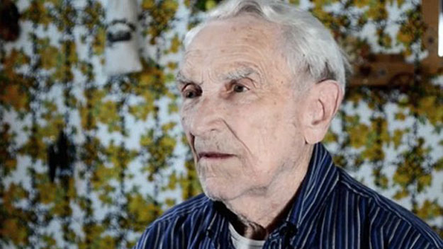 'She gave me 75 years': 96-year-old man pens heartbreaking love song to late wife