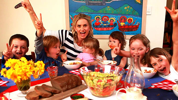 Feeding kids: How to get your kids to eat healthy food