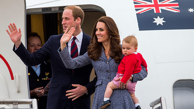 Prince William, Kate Middleton and Prince George stepping off the plane in Australia