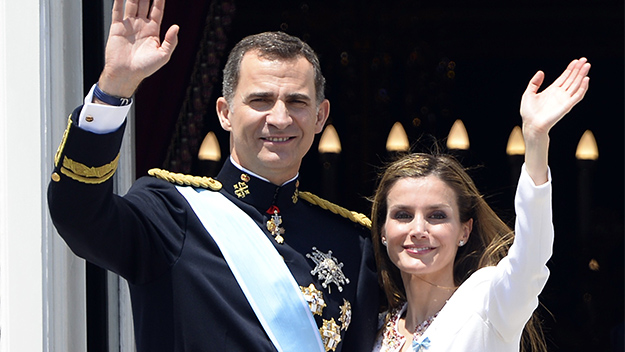 Spain welcomes its new King