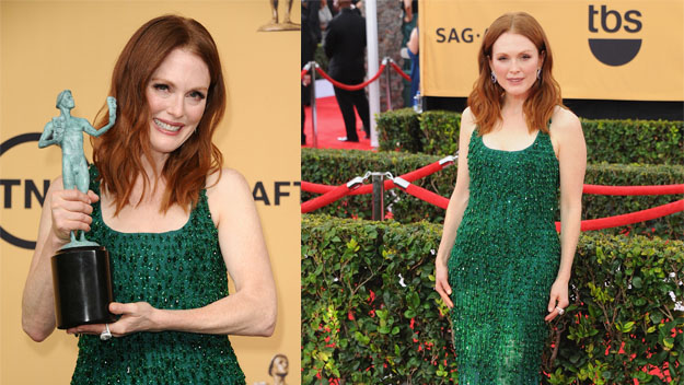 Julianne Moore with her SAG award for her role in Still Alice.