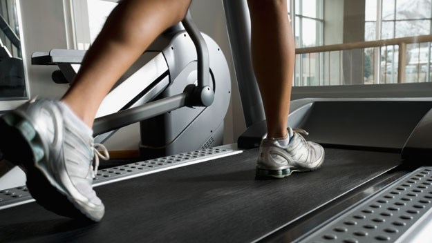 running shoes and treadmill 