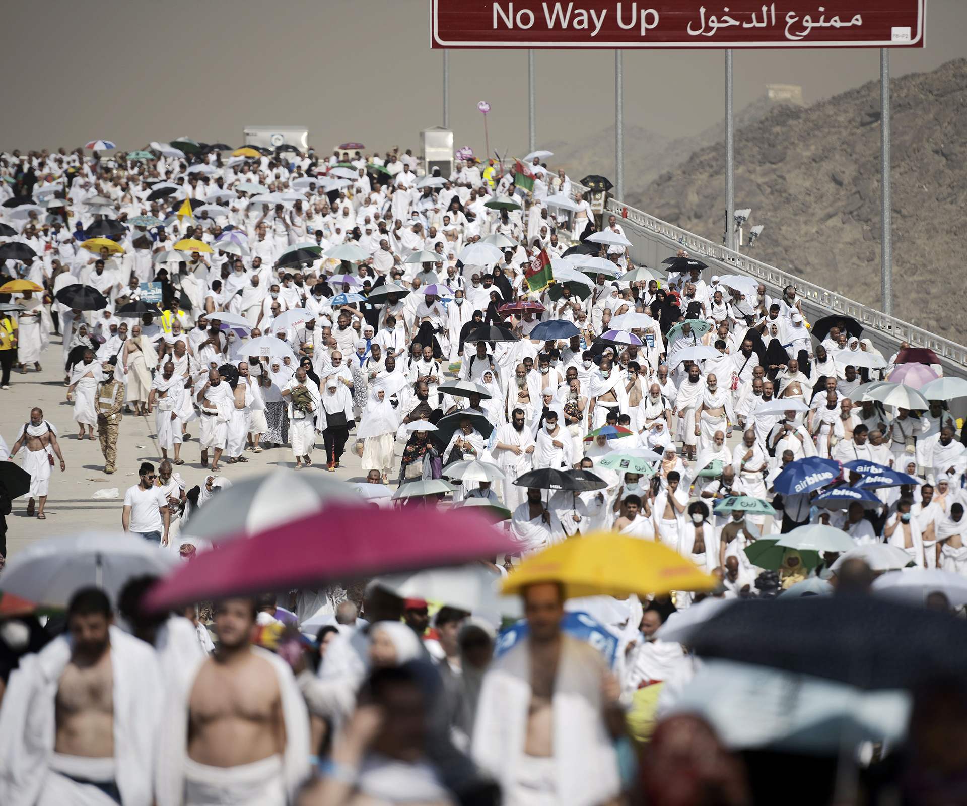 Death toll rises to 900 after pilgrimage stampede in Mecca