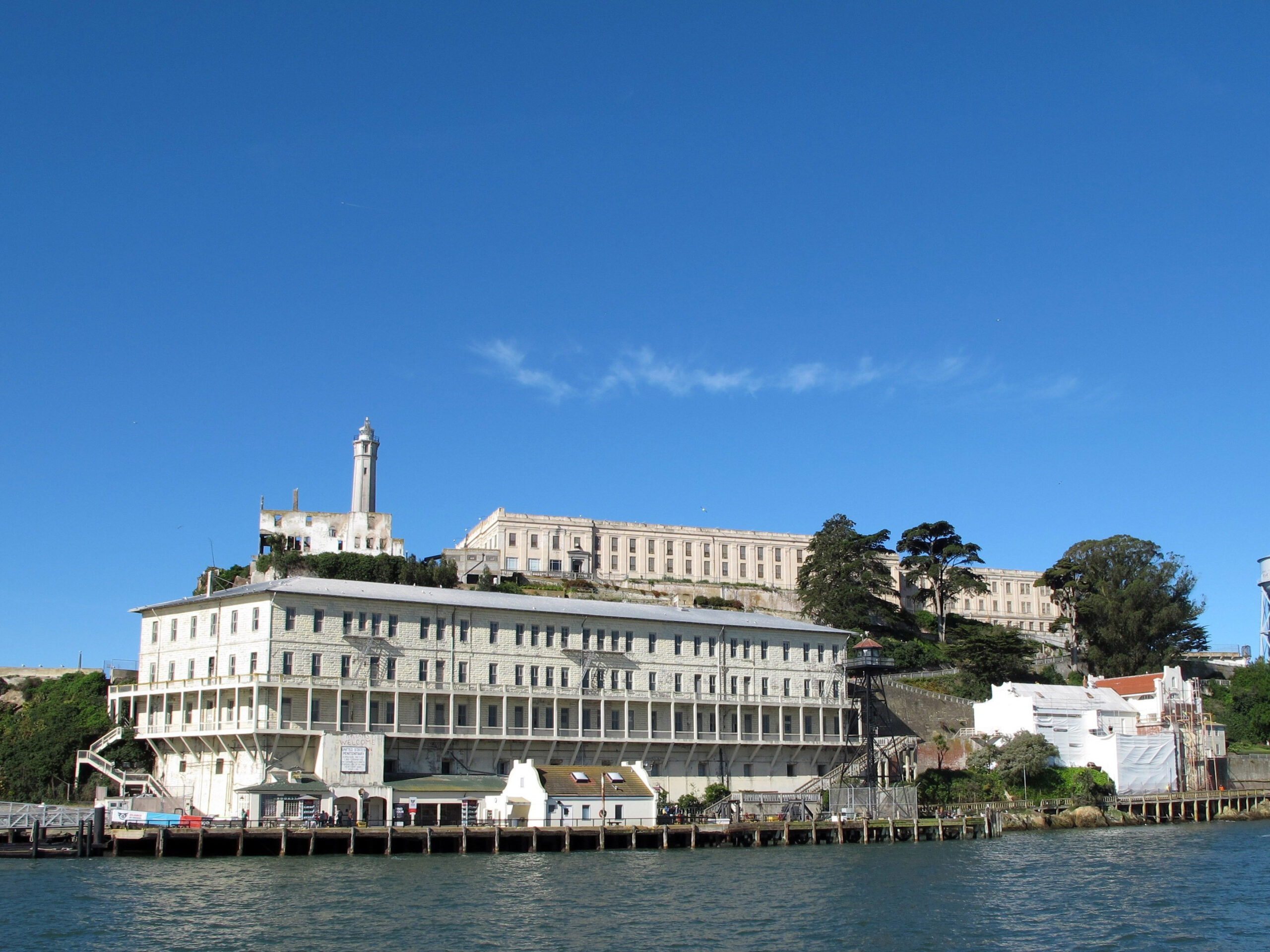 Alcatraz escapees may still be on the run