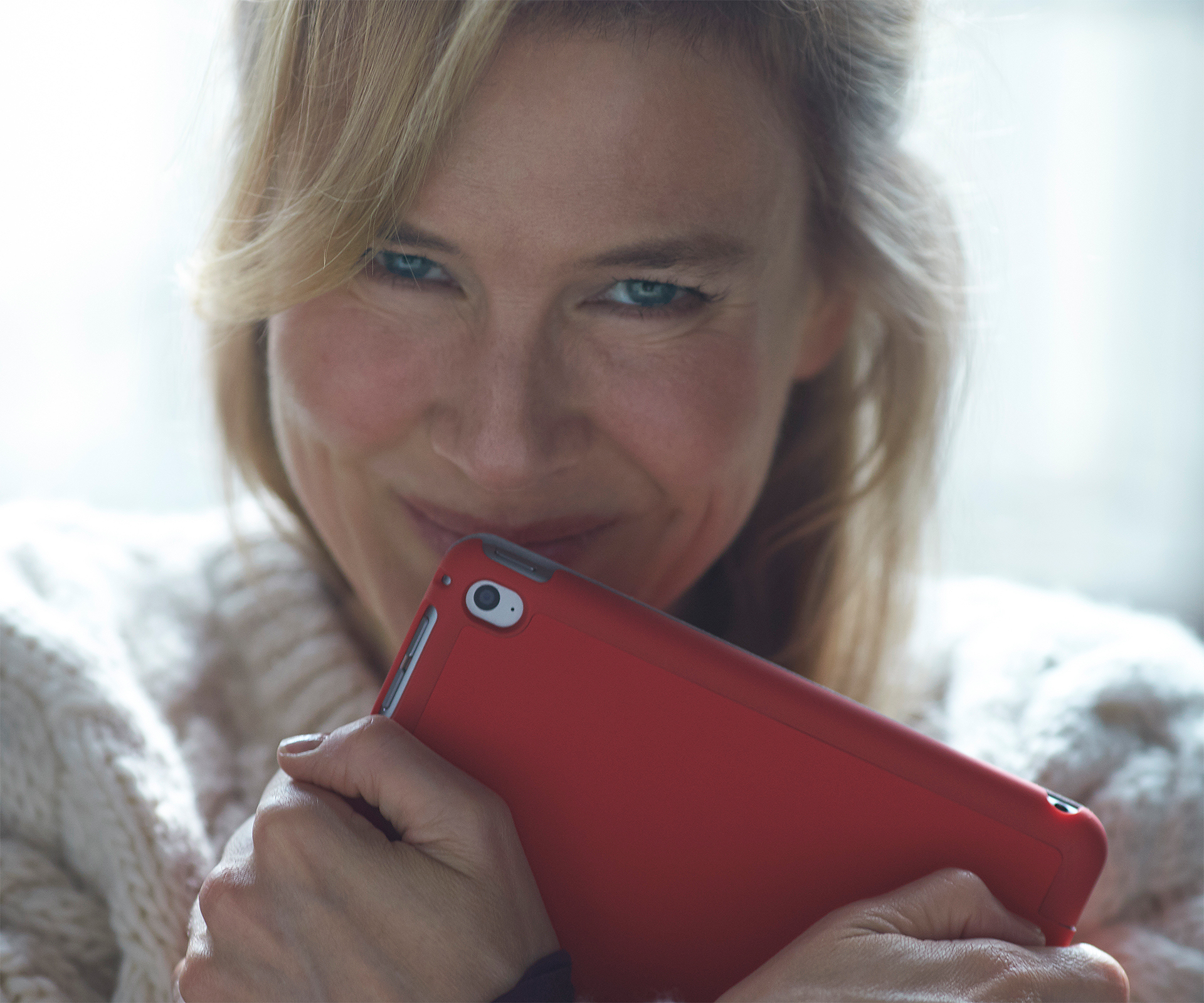 Renee Zellweger spotted on set of new Bridget Jones movie with a very special surprise