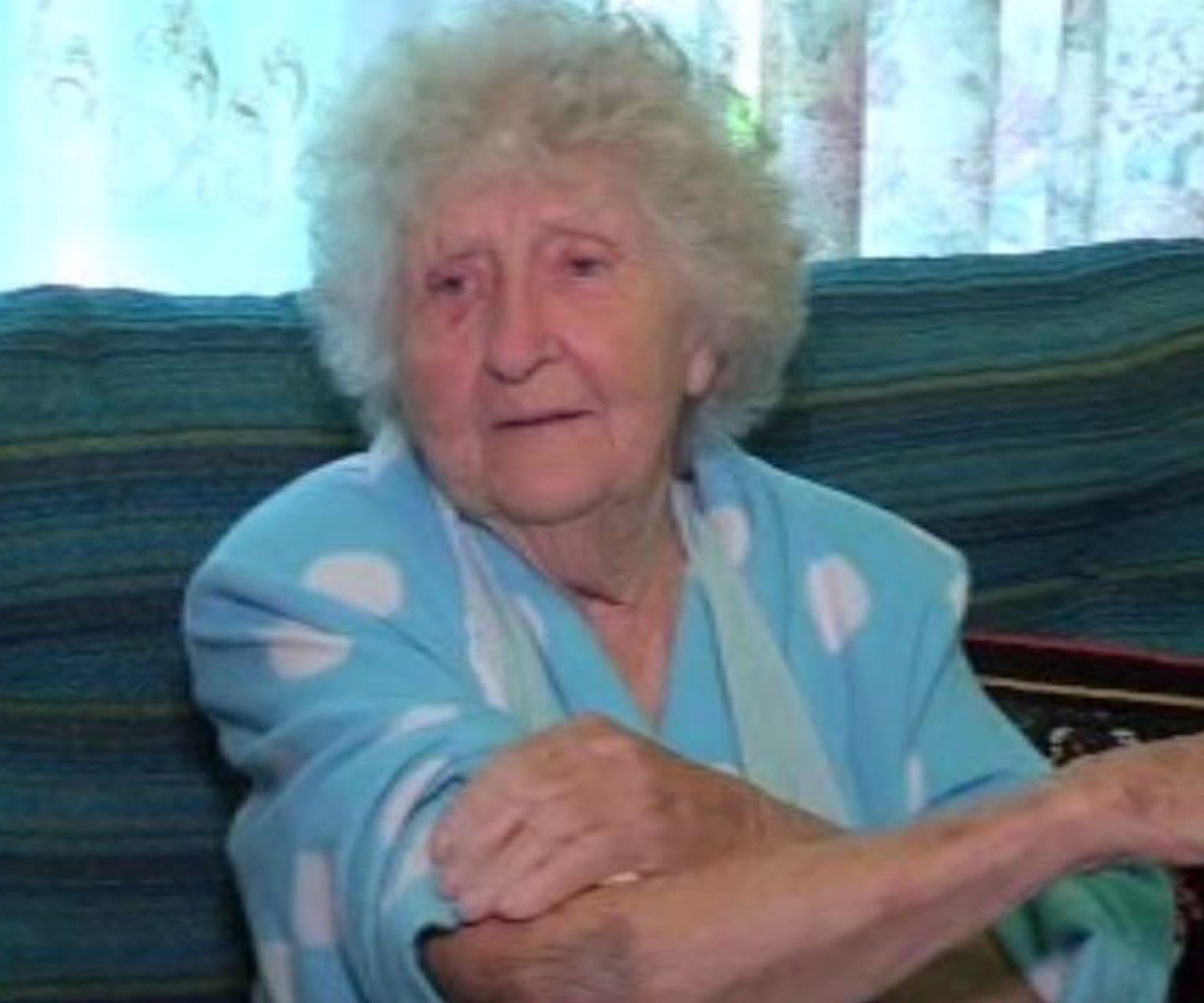 Brave 91-year-old woman fights off burglar