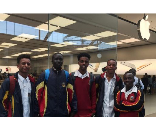 Racism claims after Apple store in Melbourne ejects black students