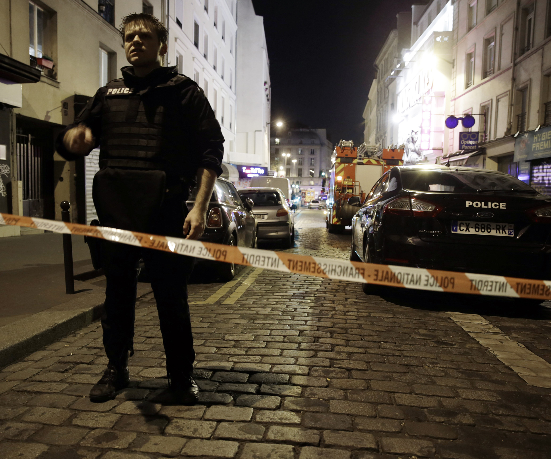 “It’s a massacre:” More than 140 killed in Paris terrorist attacks