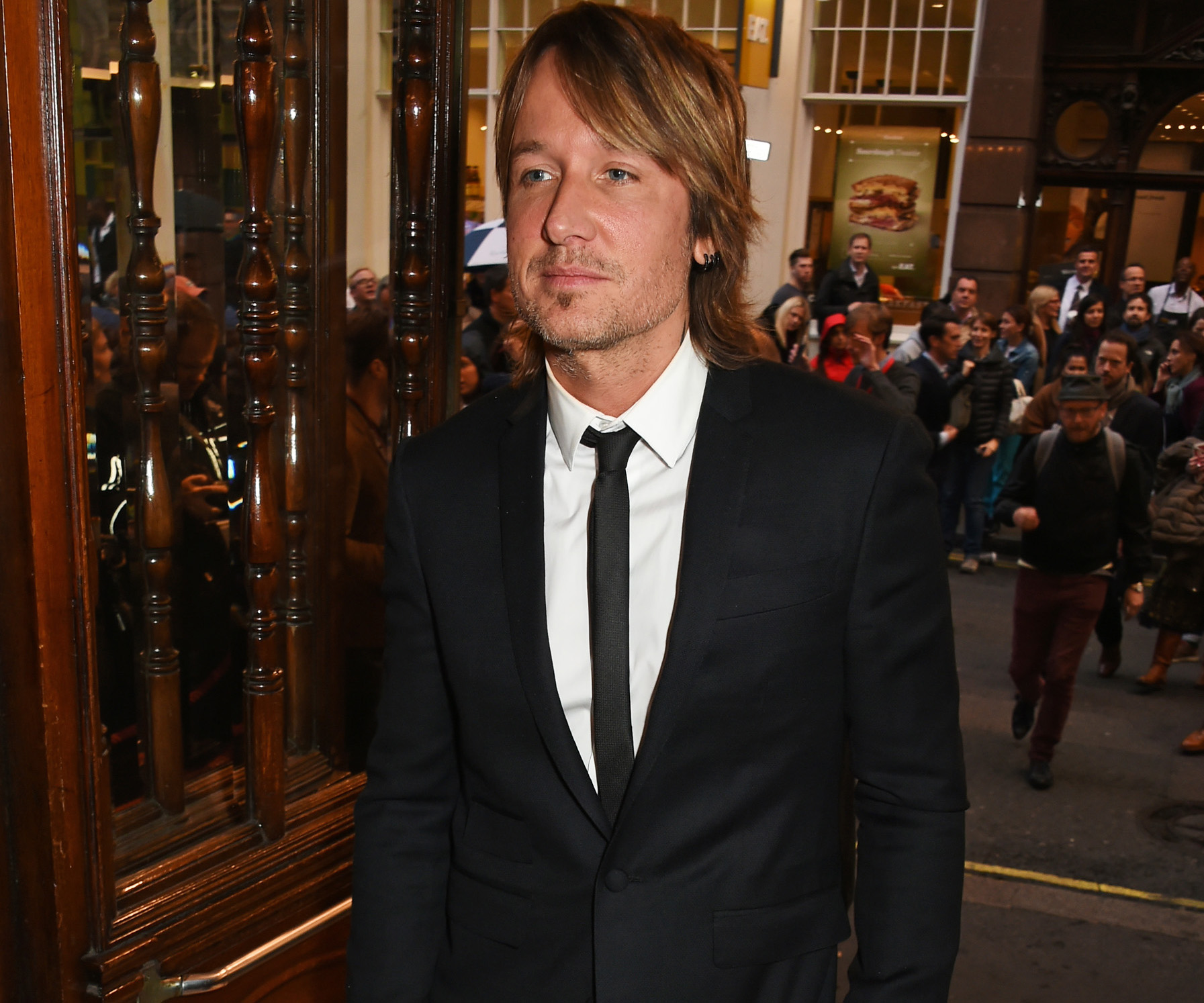 Keith Urban’s father is in hospice care