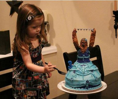 3-year-old celebrates birthday with amazing Star Wars birthday cake