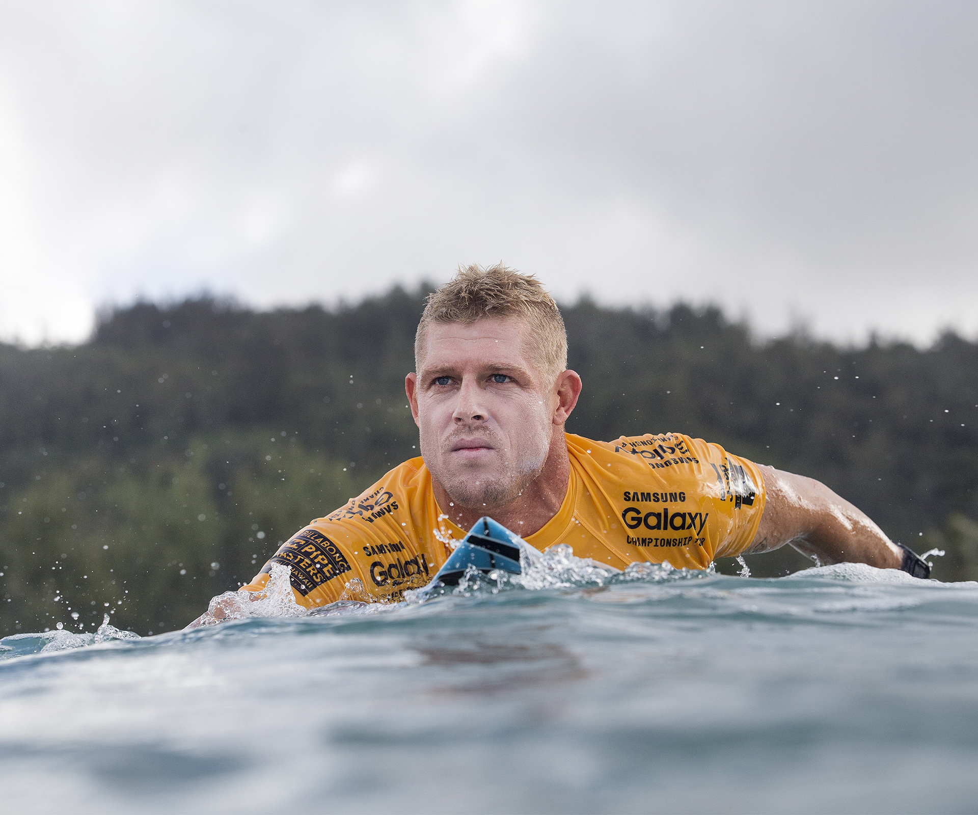 Mick Fanning’s brother passes away hours before world championship