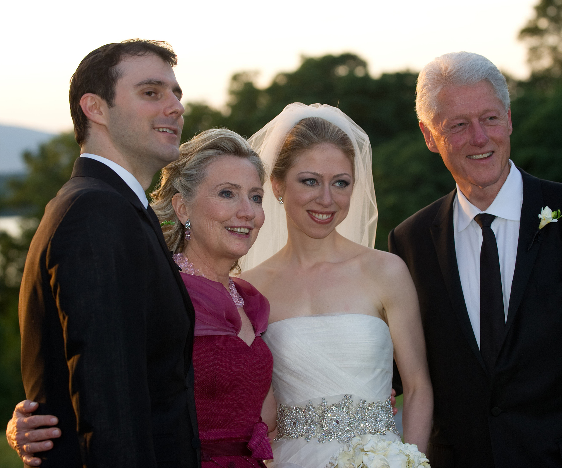 Chelsea Clinton announces second pregnancy