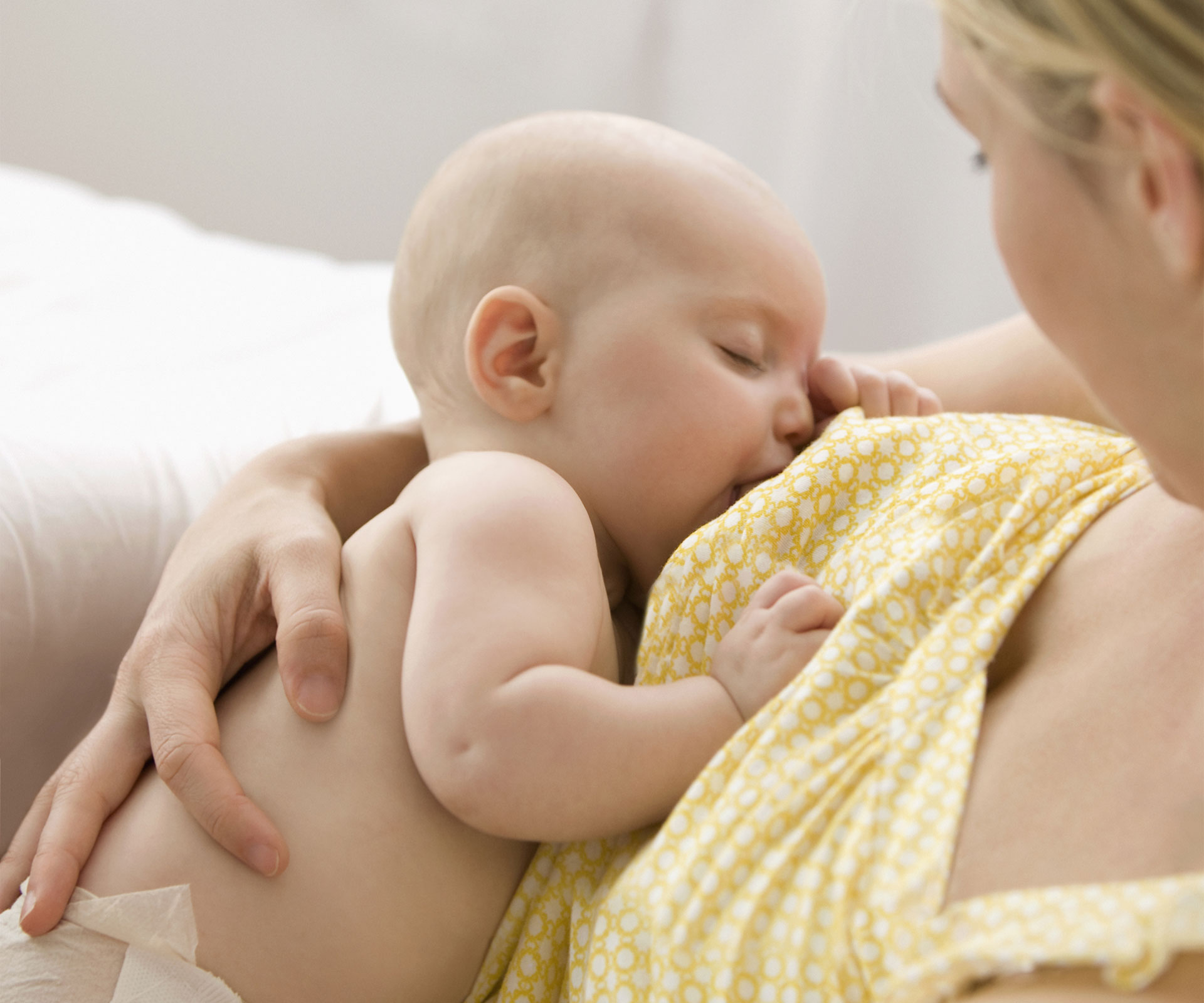 Breastfeeding is “overrated”, new book claims