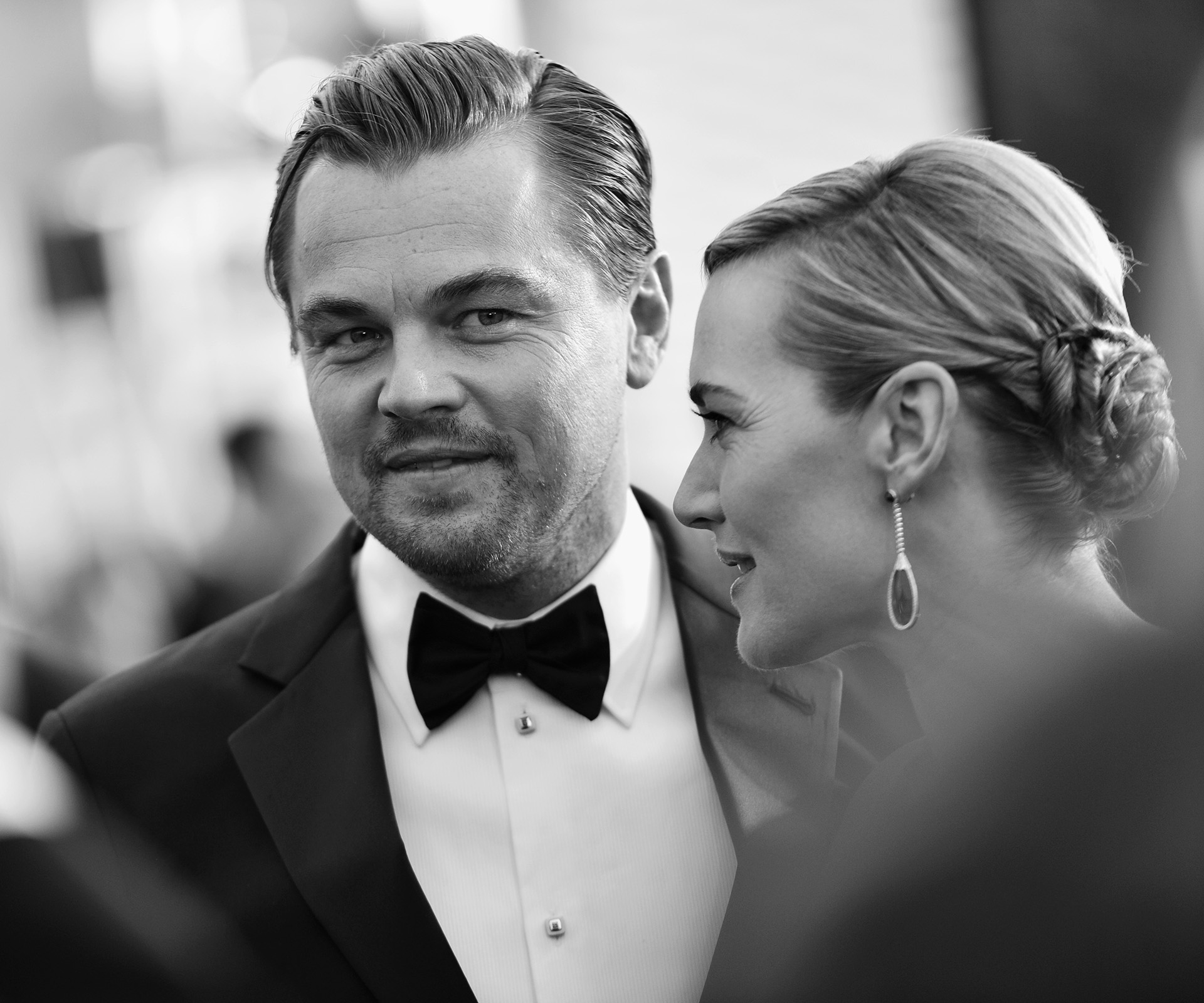 Amazing pictures: Kate and Leo reunite at the SAGs