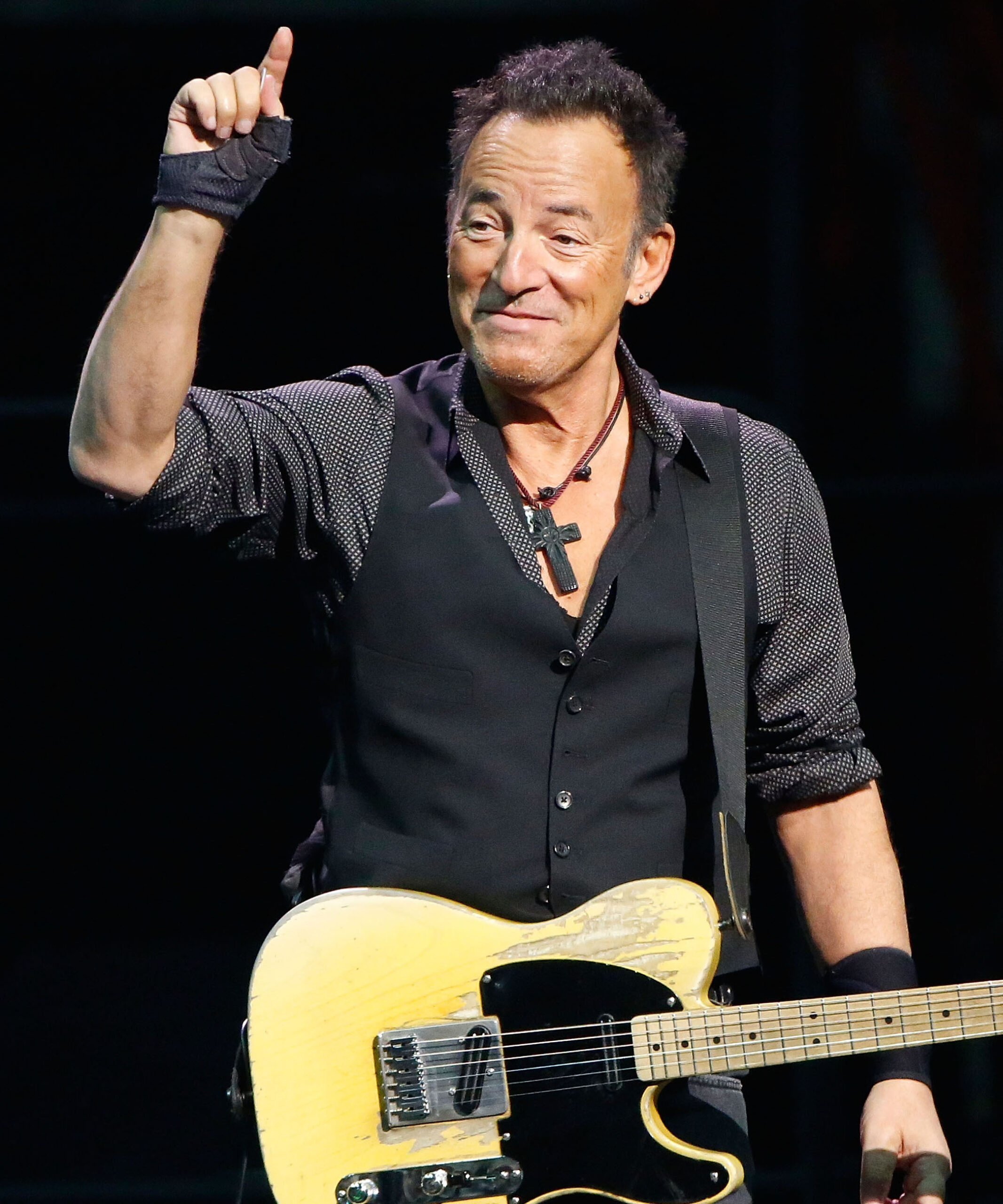 Dad writes note excusing daughter from school for Springsteen concert