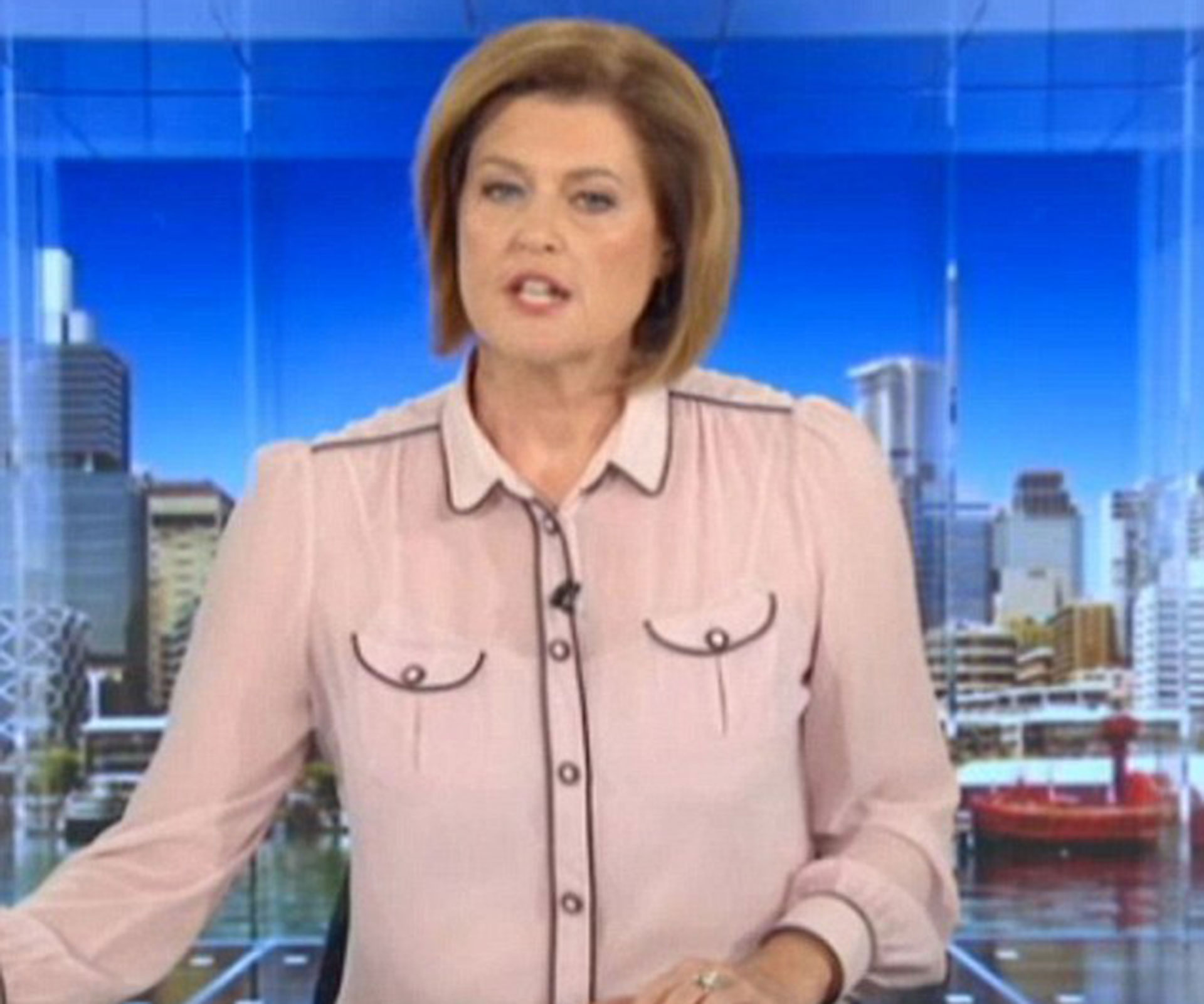 ABC newsreader’s unfortunate fashion fail