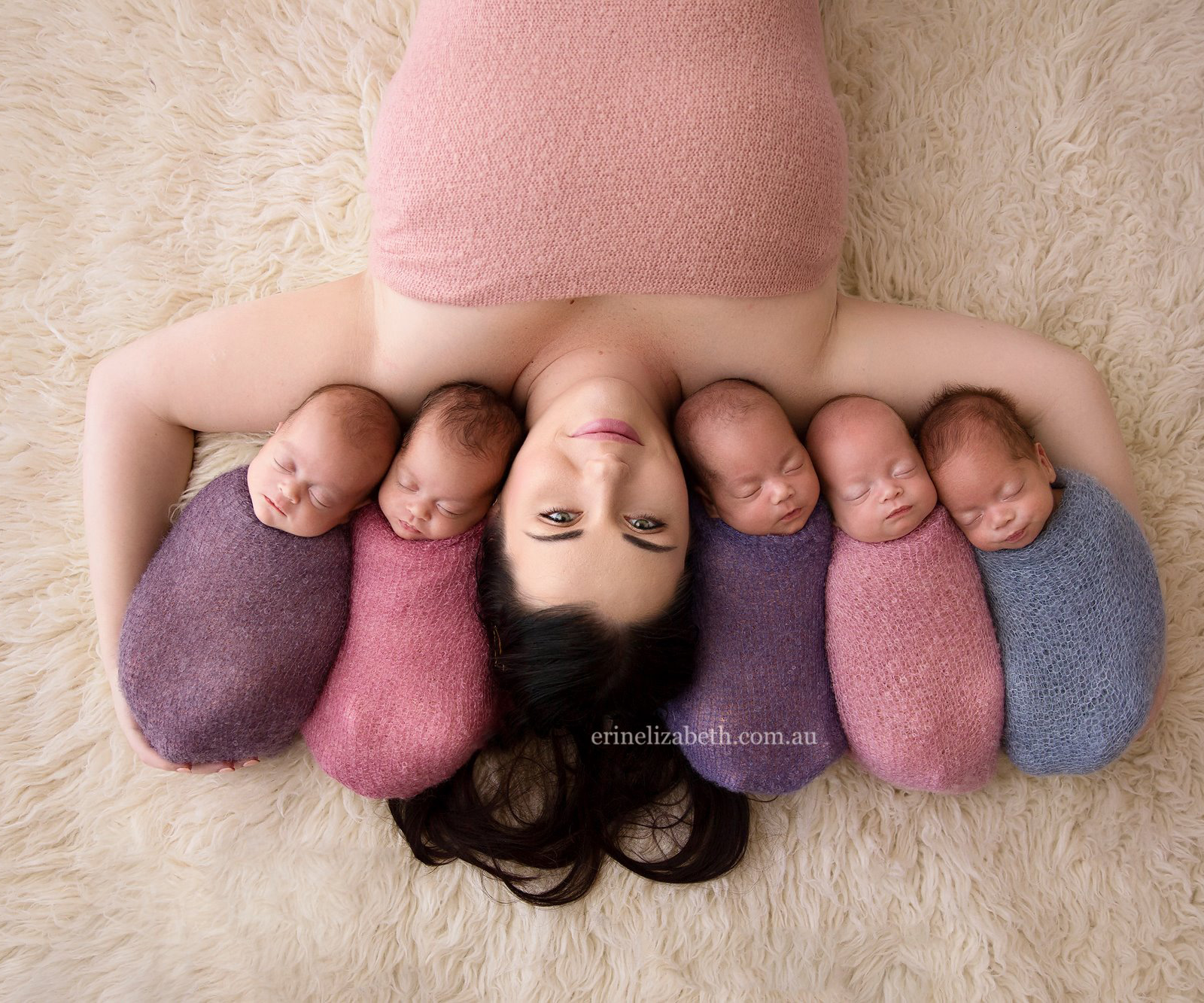 Mother of quintuplets shares beautiful photos