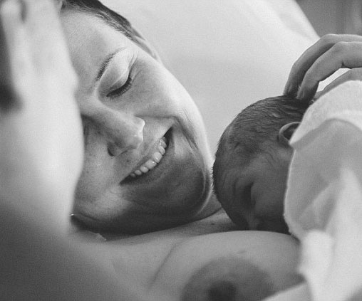 Instagram bans pictures of breastfeeding babies