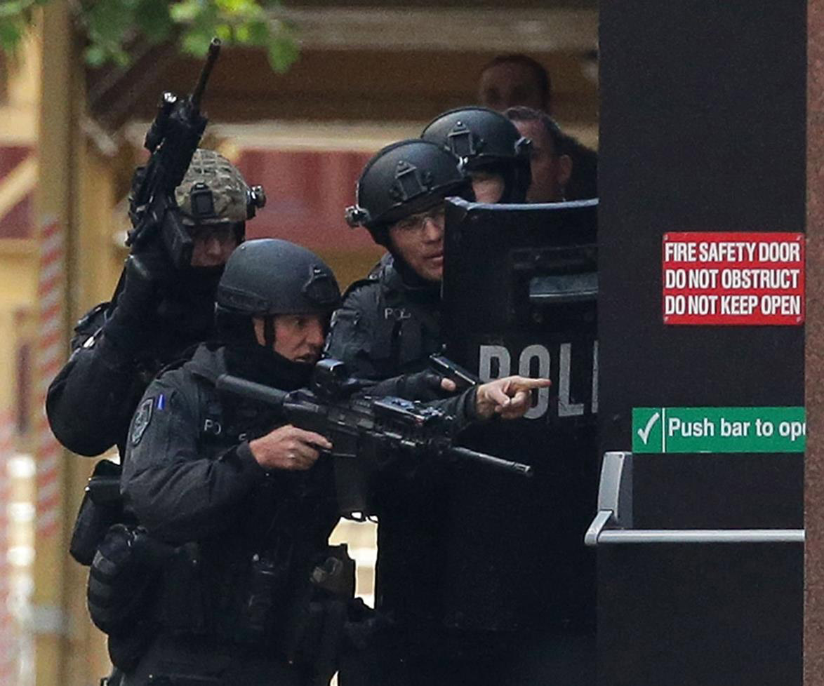 Police left before Sydney siege ended