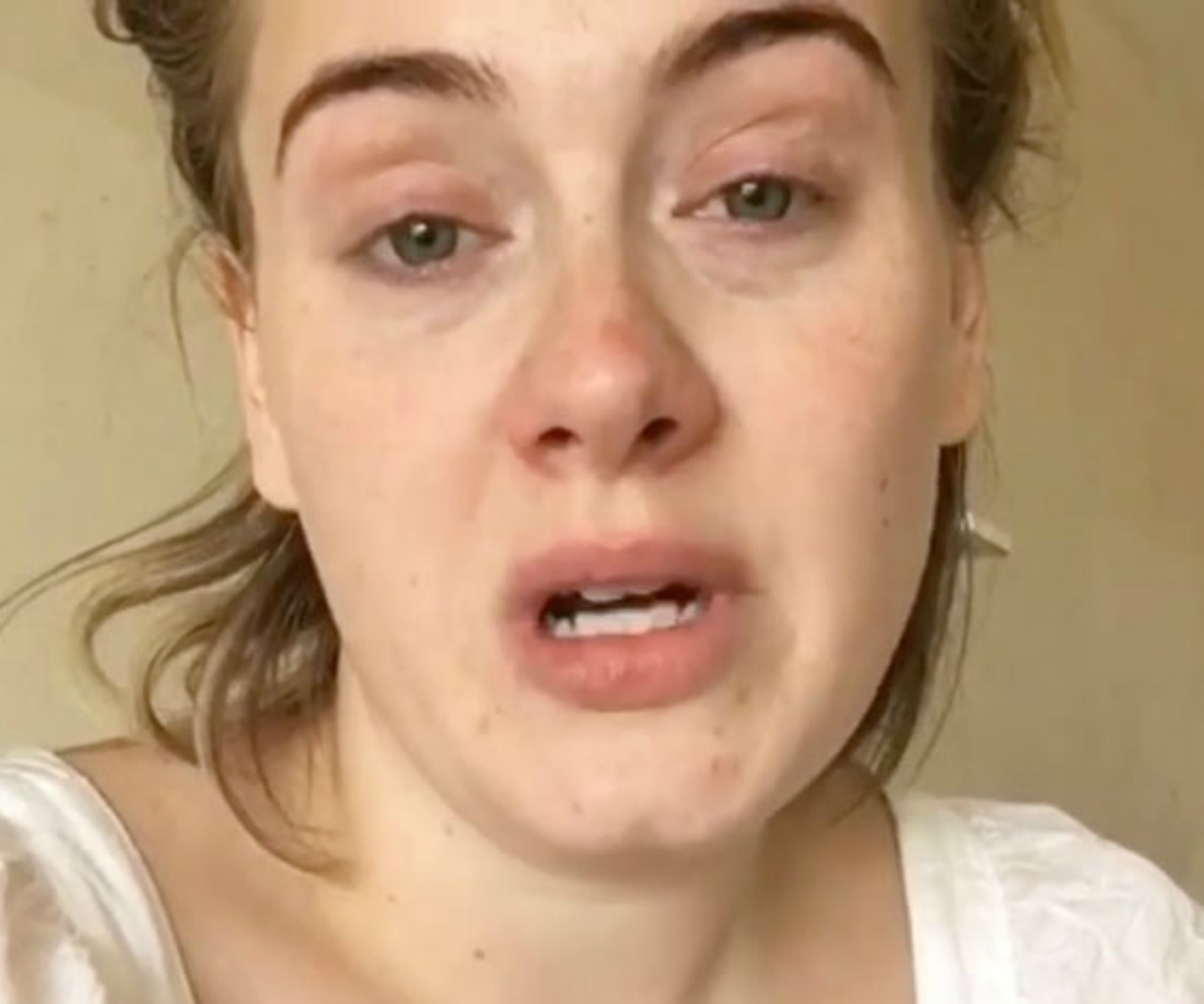 Adele’s charmingly honest apology to her fans