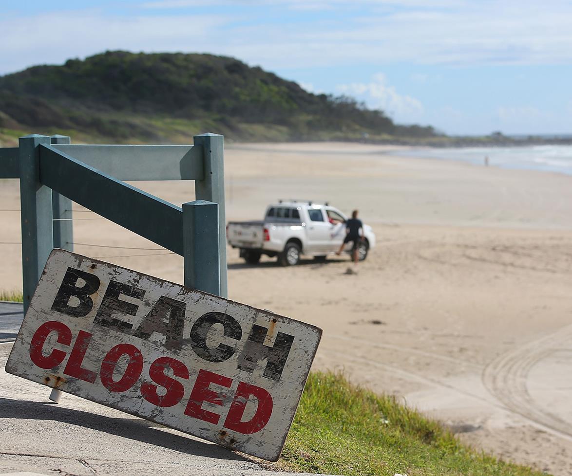 Shark attack on surfer near Byron Bay