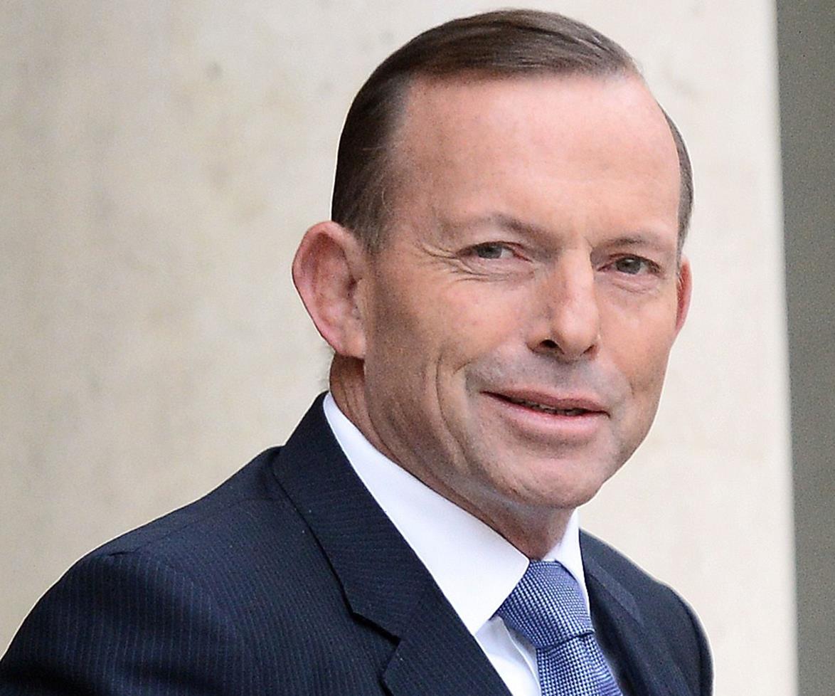 Tony Abbott admits to reading Fifty Shades of Grey and he has some feelings about it