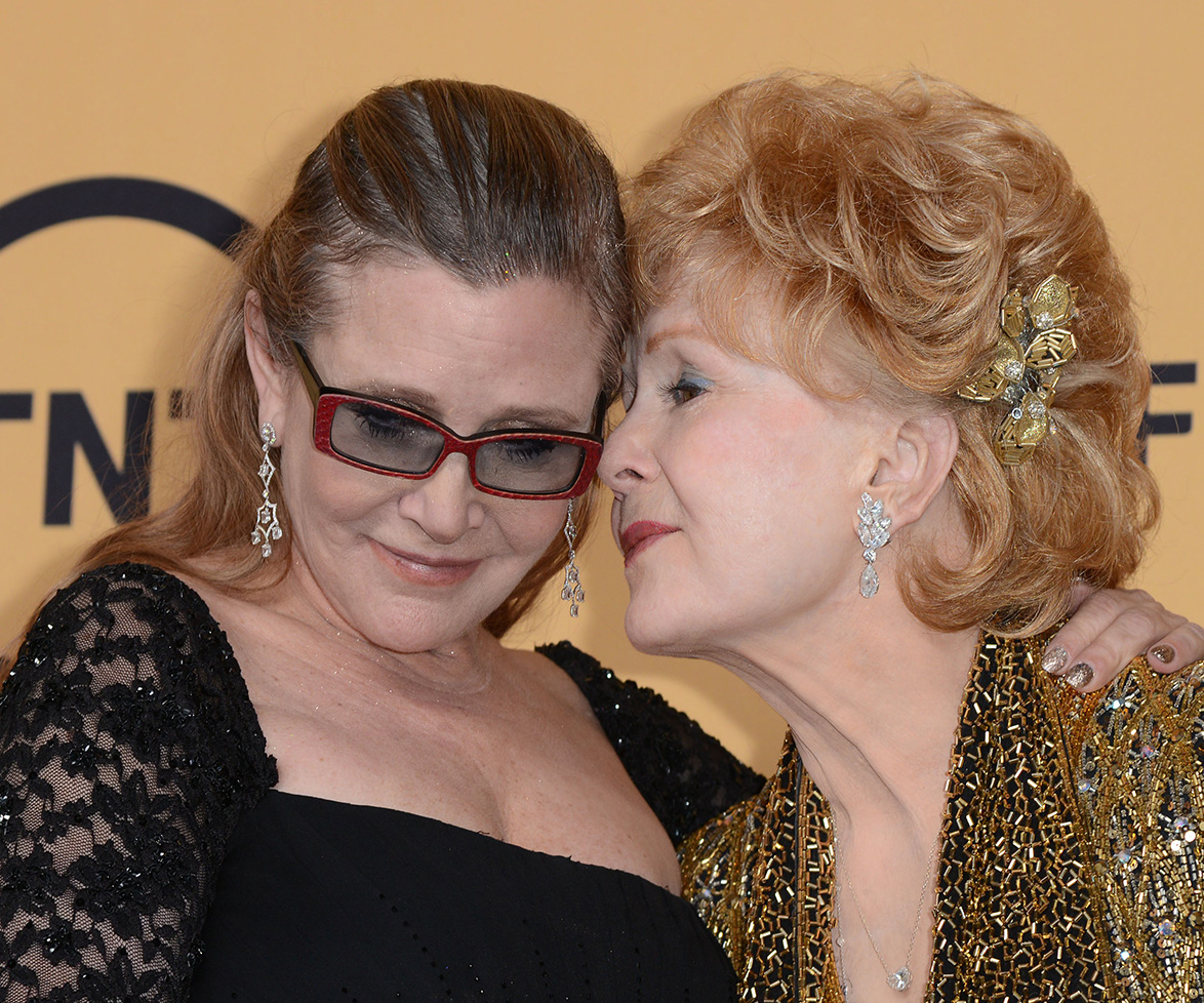 Carrie Fisher’s mother Debbie Reynolds passes away, age 84