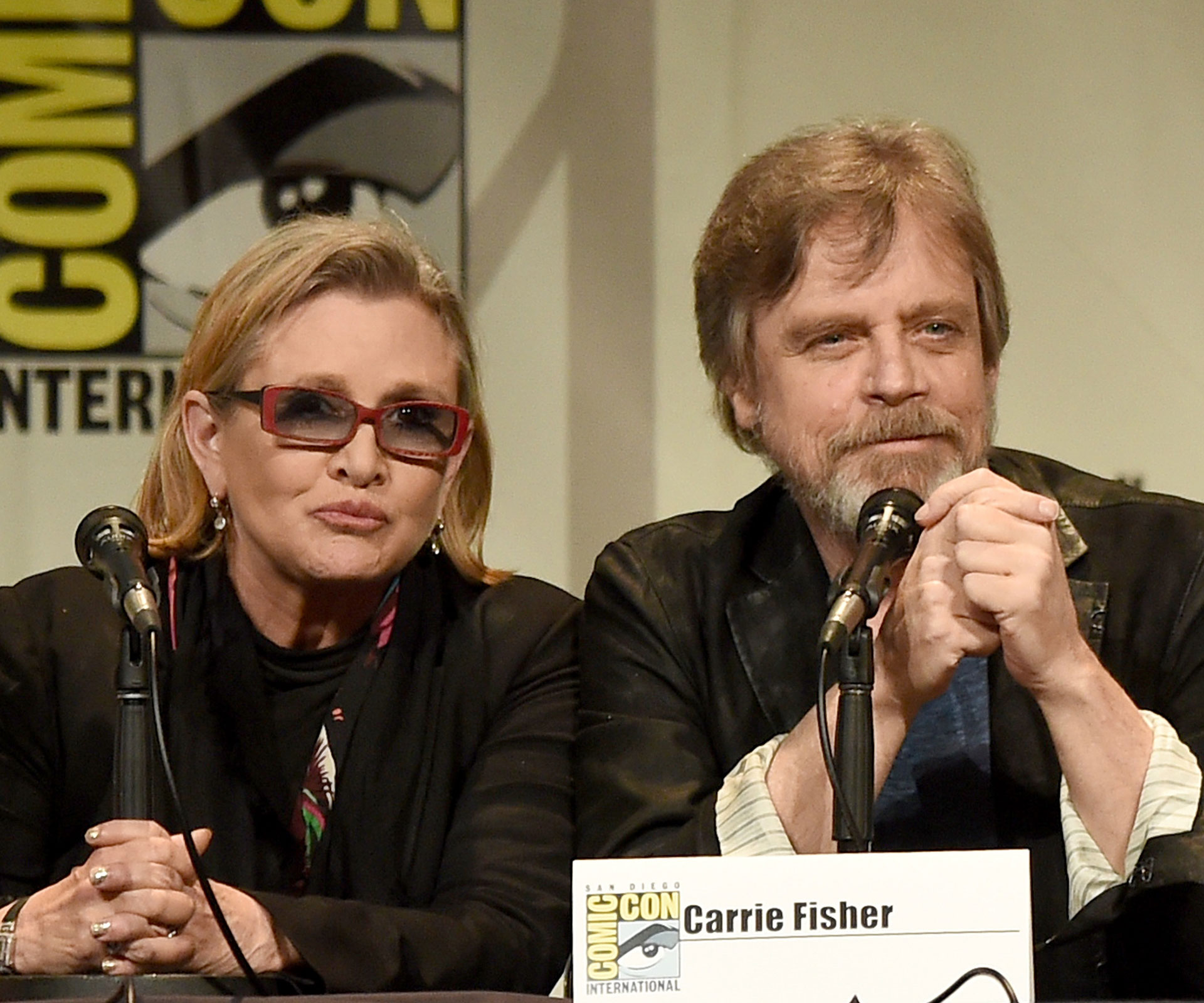 Mark Hamill pens emotional tribute to Carrie Fisher, will make you cry all over again