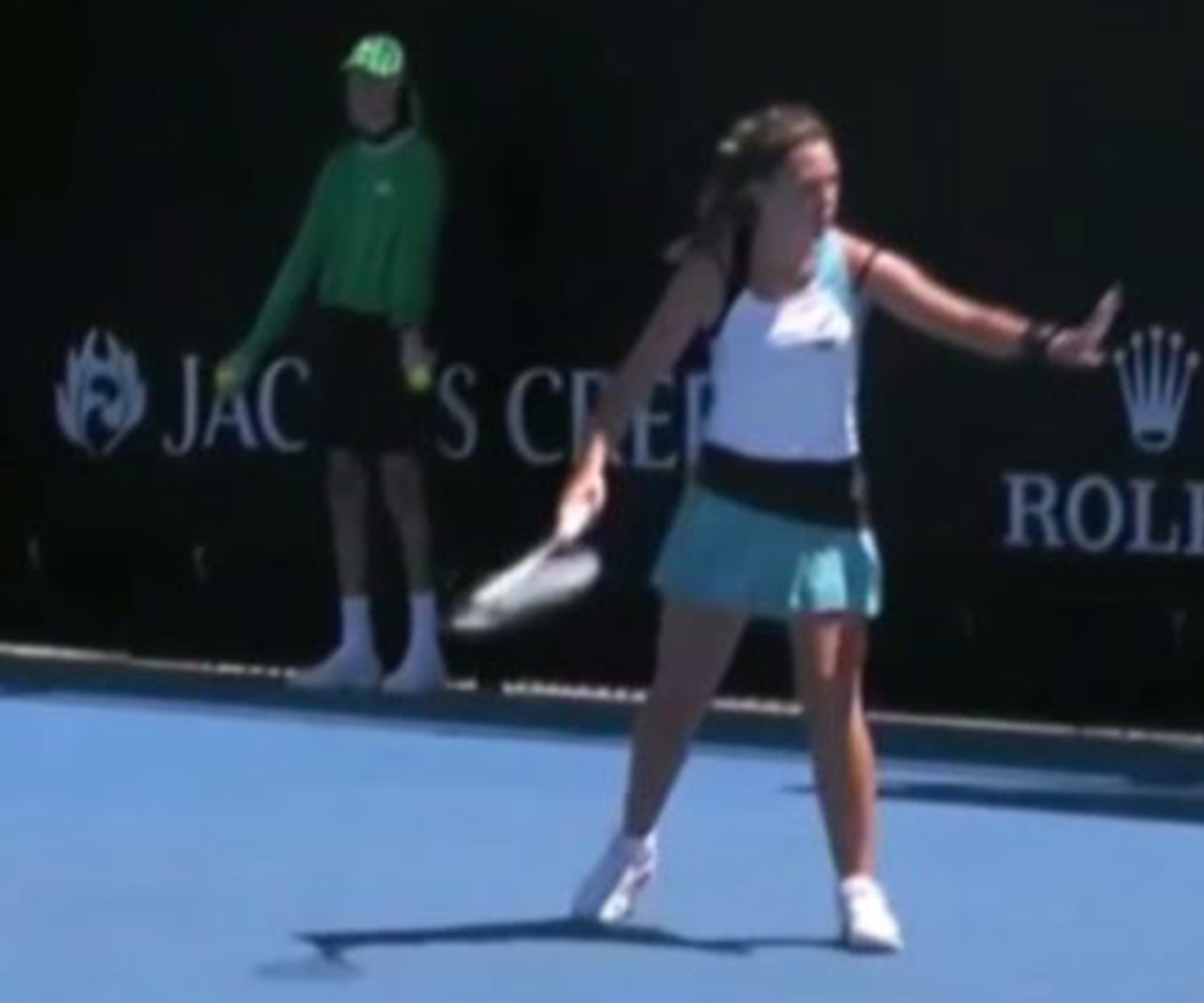 Tennis player disqualified from Australian Open for hitting a ballkid with a ball