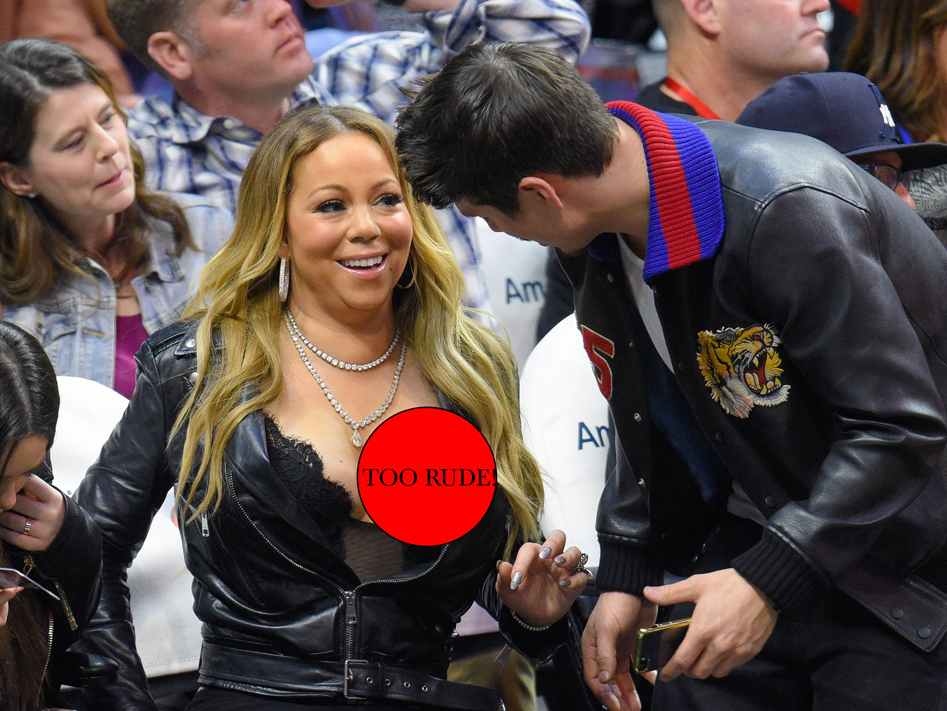 Mariah Carey nip slip