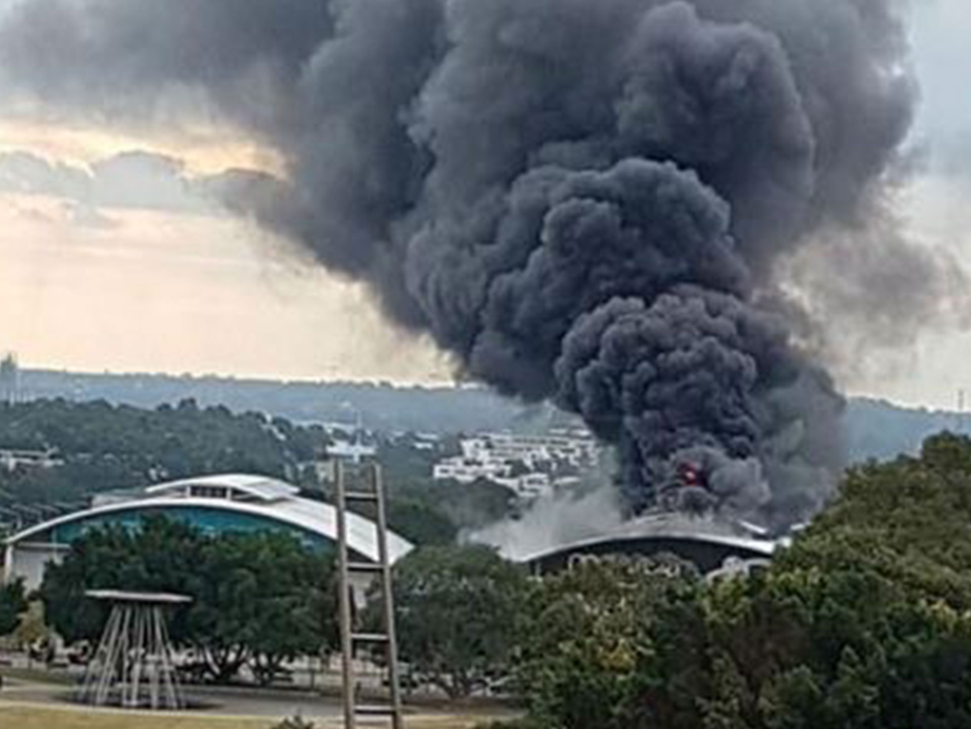 BREAKING: Massive fire breaks out at Sydney Olympic Park