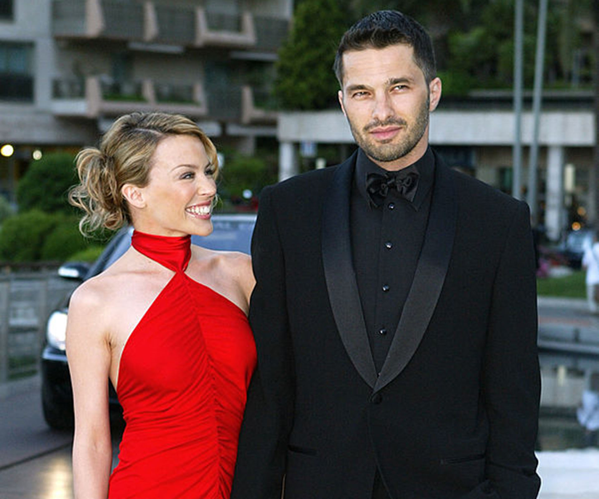 Wait, what?! Kylie Minogue rekindles romance with Olivier Martinez