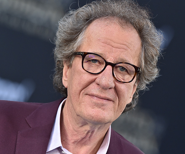 Geoffrey Rush denies accusations of inappropriate behaviour