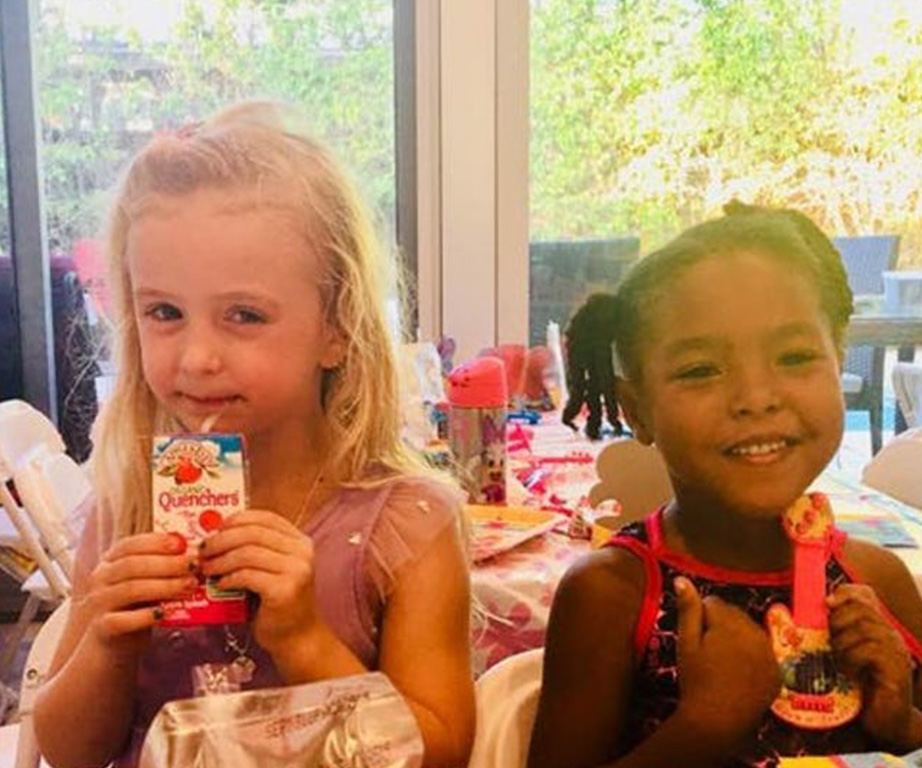 Adorable 4-year-old girls insist they’re twins because they have the ‘same soul’