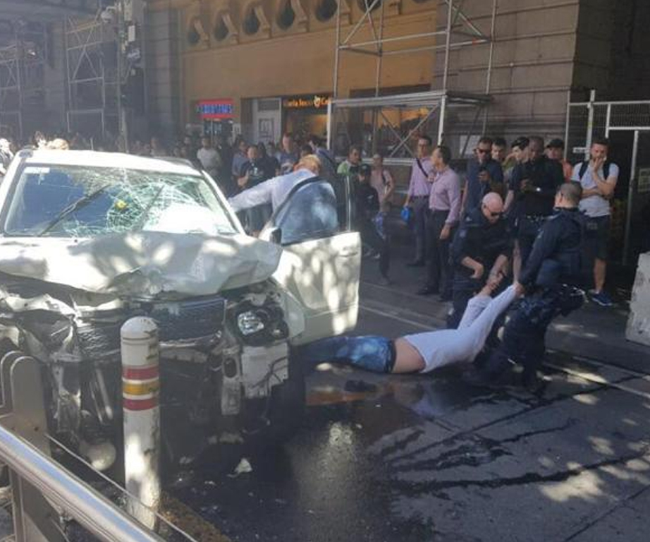 Off-duty cop hailed a hero following Melbourne car attack