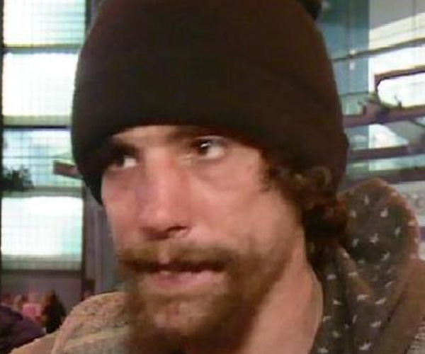 Man hailed as “homeless hero” in wake of Manchester bombings admits to stealing from victims