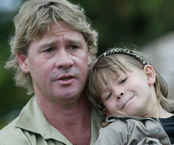 Bindi Irwin shares emotional tribute to Steve Irwin and we’re trying not to cry