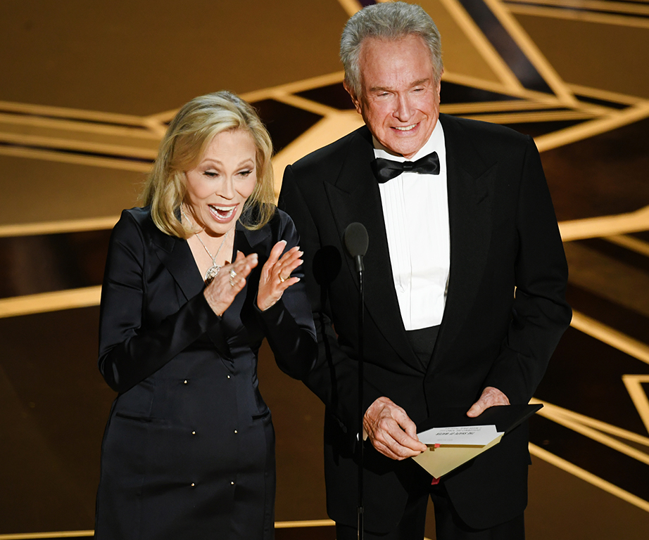 Take two! Warren Beatty and Faye Dunaway present at Oscars after 2017’s Best Picture blunder