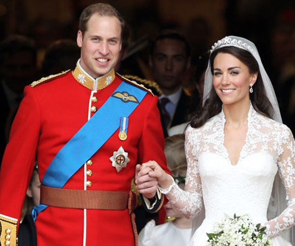 UK H&M is selling a replica of Kate Middleton’s wedding dress and yes, they ship to Australia!