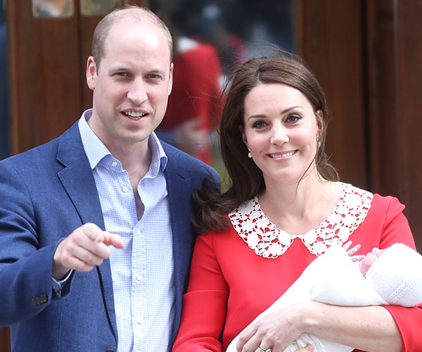 He’s a whopper! New Prince breaks record tipping the scales as the heaviest royal baby in 100 years