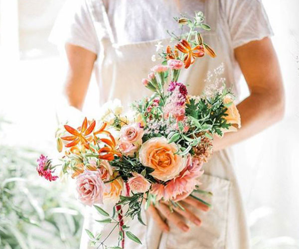 The BEST flowers for delivery this Mother’s Day recommended by one of Australia’s most popular florists