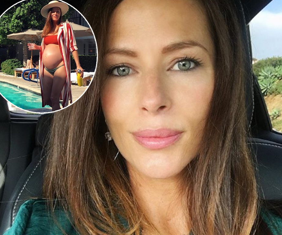 Former Home And Away star Esther Anderson reveals growing baby bump in bikini selfies