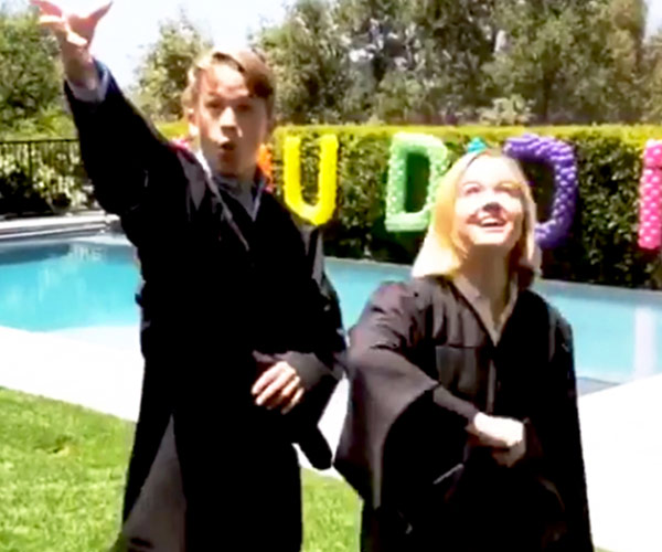 Reese Witherspoon celebrates Ava and Deacon Phillippe’s graduation