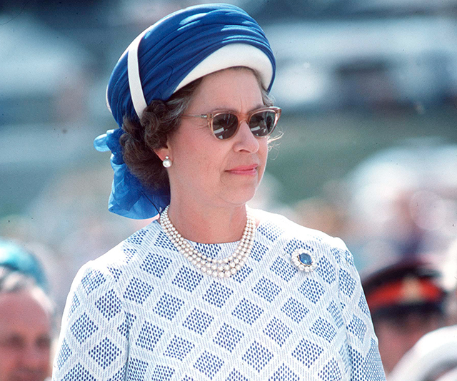 Queen Elizabeth in sunglasses