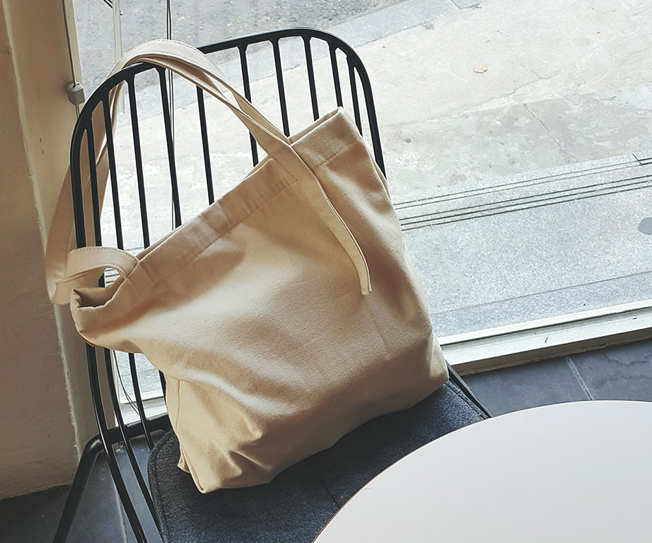 Reusable shopping bag ideas to get you through the plastic bag ban, like a boss!